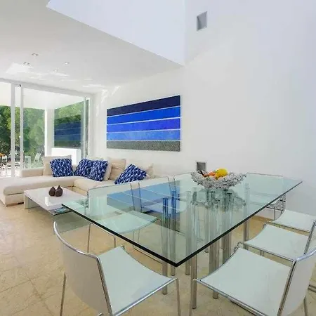 Holiday home Casa Con Acceso Directo Al Mar Piscina Y Wifi *