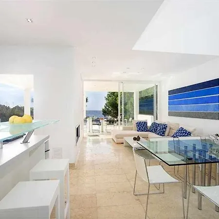 Casa Con Acceso Directo Al Mar Piscina Y Wifi Holiday home *