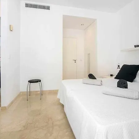 Casa Con Acceso Directo Al Mar Piscina Y Wifi Holiday home *