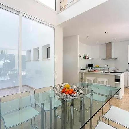Holiday home Casa Con Acceso Directo Al Mar Piscina Y Wifi *
