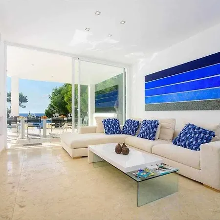 Casa Con Acceso Directo Al Mar Piscina Y Wifi Holiday home
